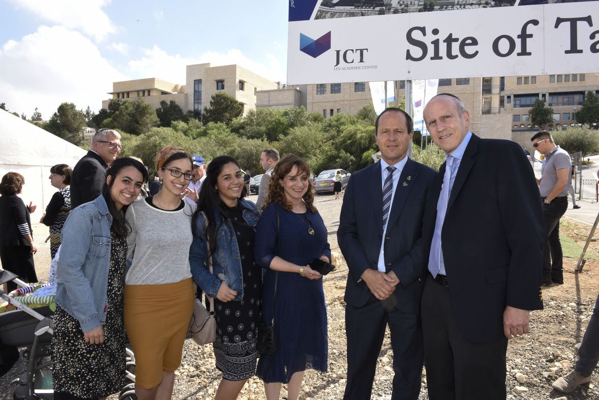 Left to right: Members of the Student Union at Tal Campus, Head of Tal Campus Eti Stern, Mayor of Jerusalem Nir Barkat, and Vice President of JCT Stuart Hershkowitz